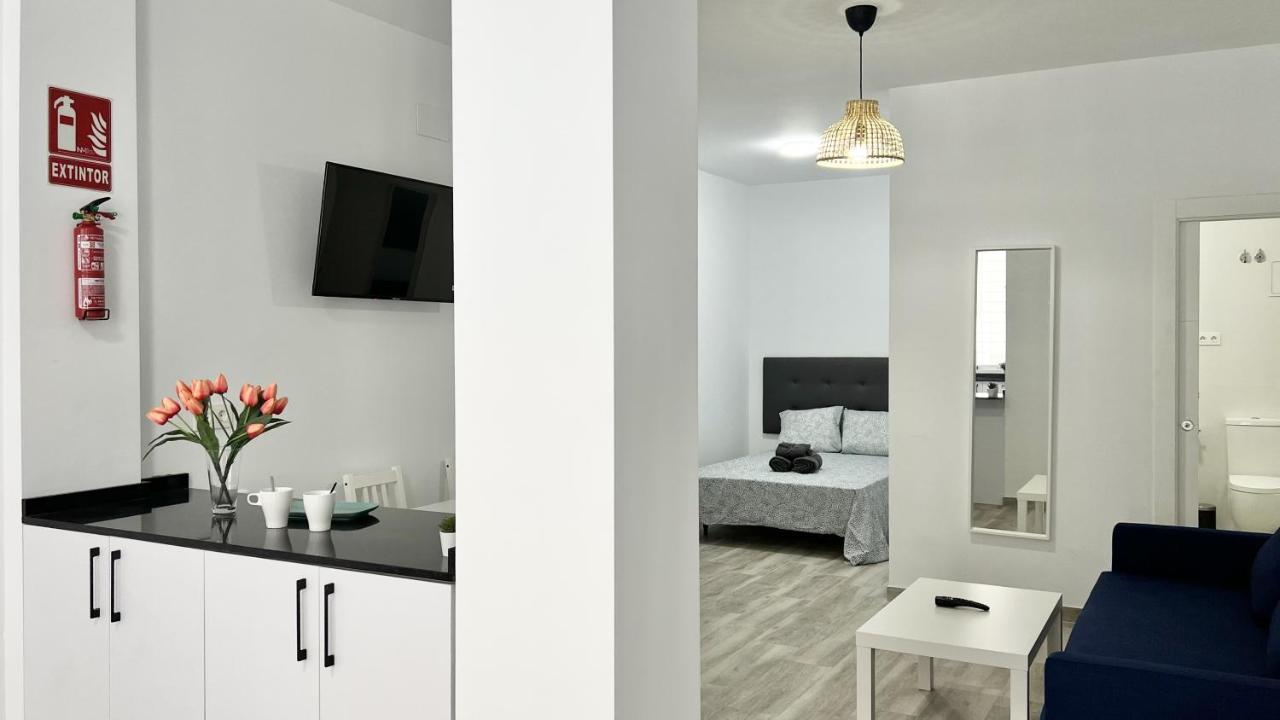 Los Tilos Suites-Vialia Málaga Kültér fotó