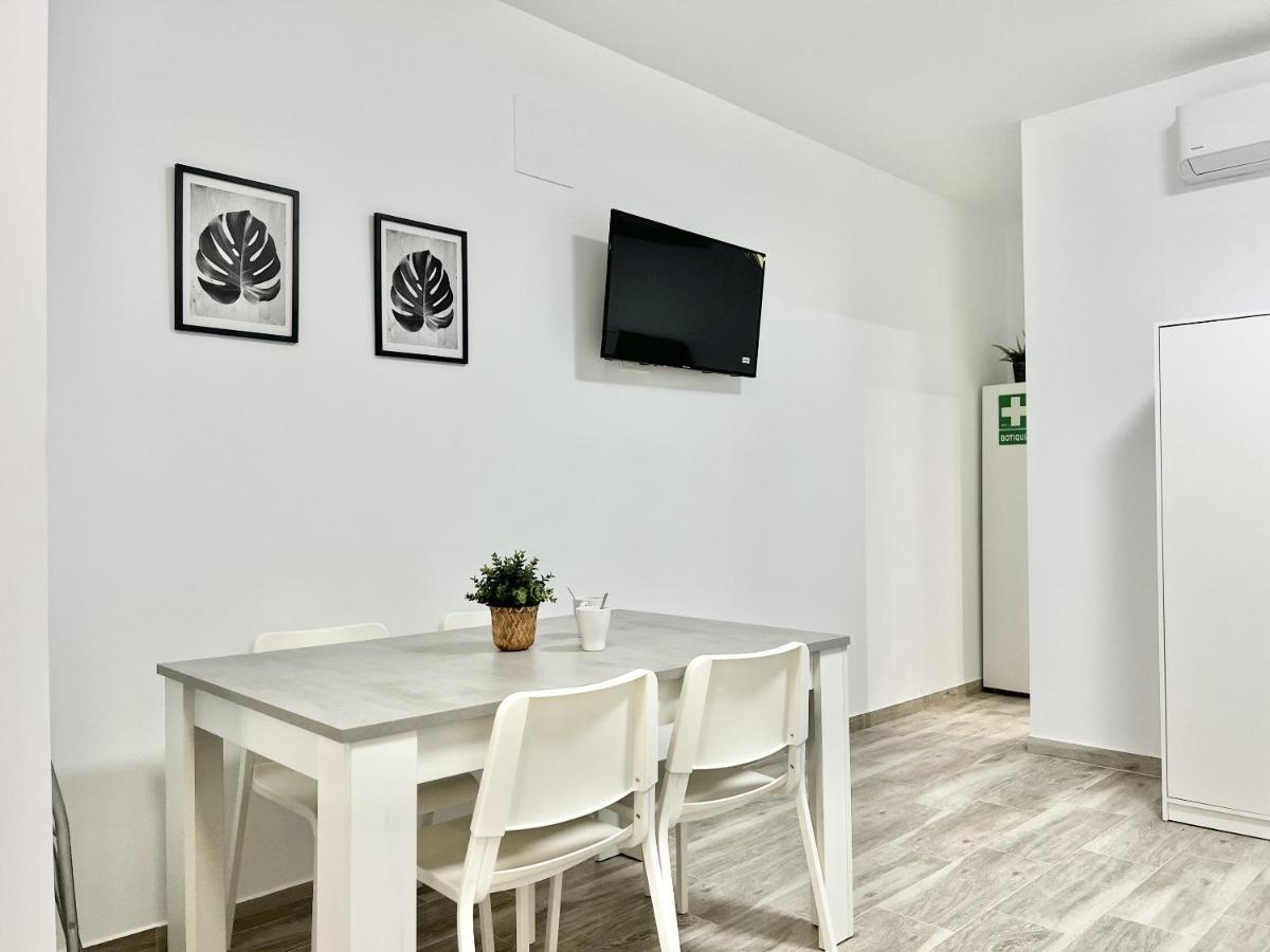 Los Tilos Suites-Vialia Málaga Kültér fotó