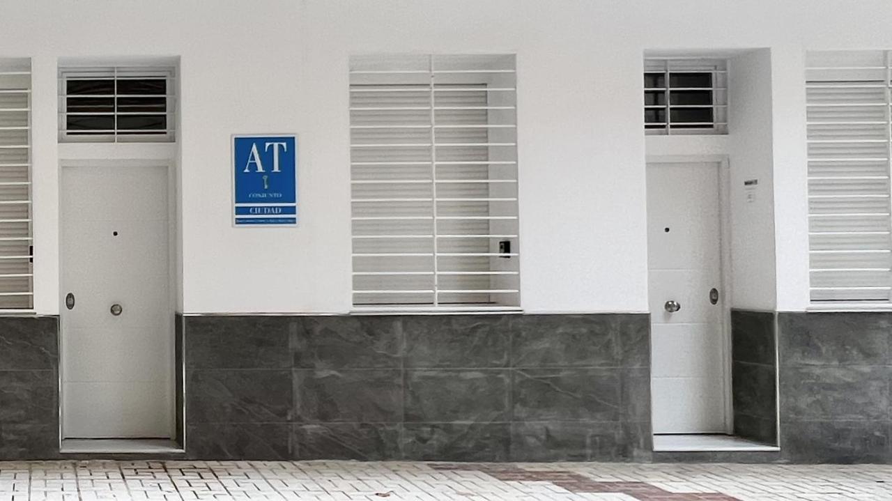 Los Tilos Suites-Vialia Málaga Kültér fotó