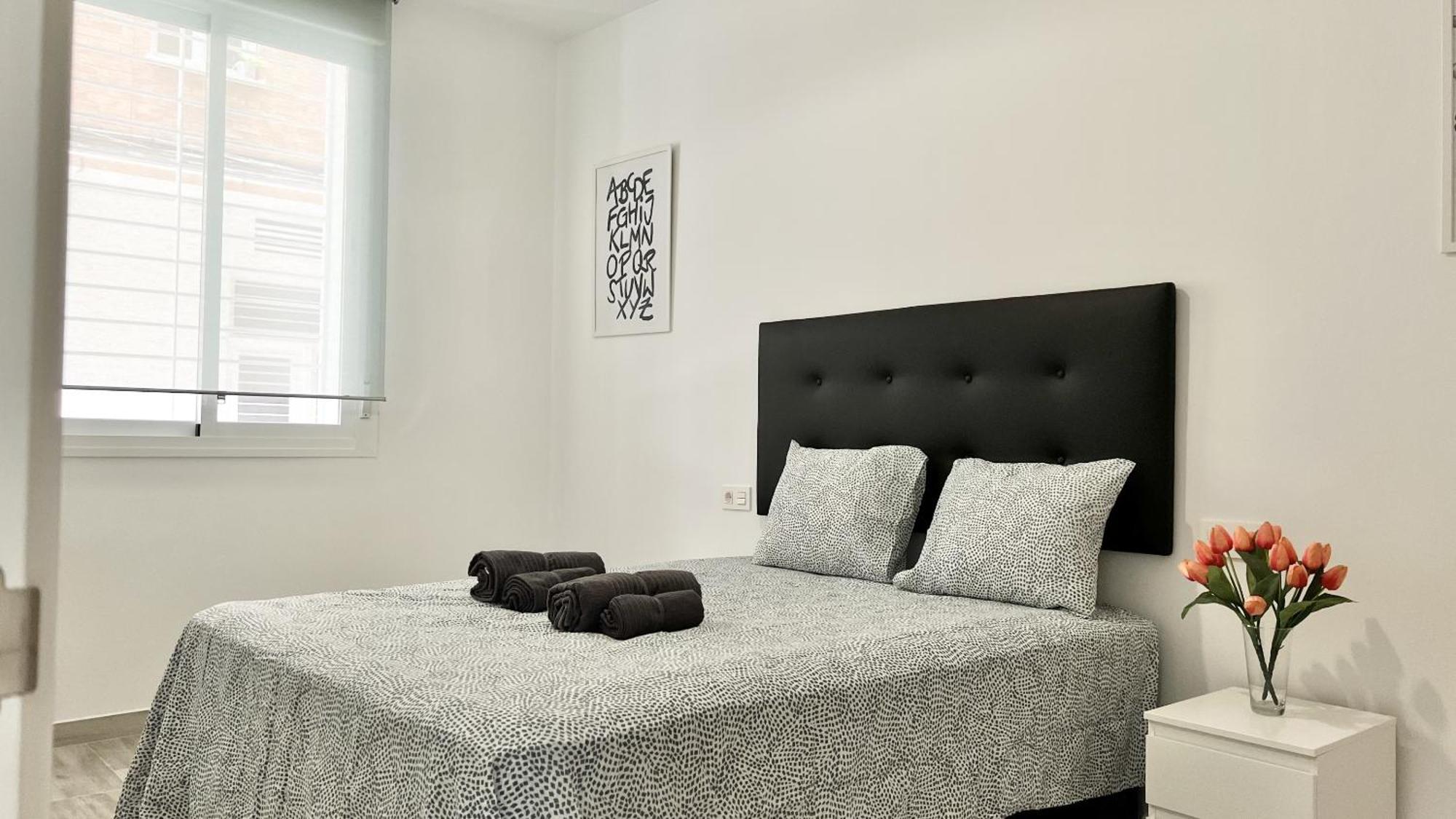Los Tilos Suites-Vialia Málaga Szoba fotó
